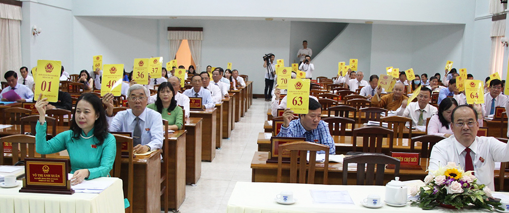 Kỳ họp thứ 17, HĐND tỉnh An Giang khóa IX (nhiệm kỳ 2016-2021) thông qua nhiều nghị quyết quan trọng