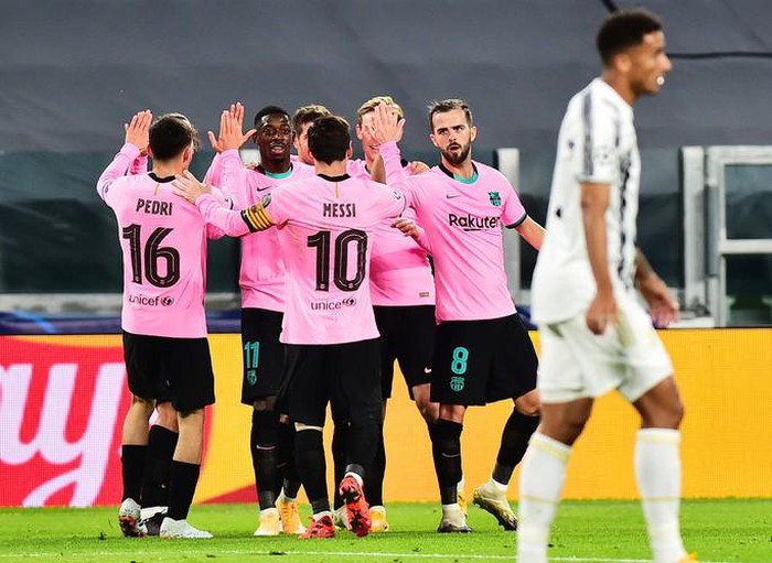 Barcelona đè bẹp Juventus ở Turin, hẹn Ronaldo tái đấu Messi