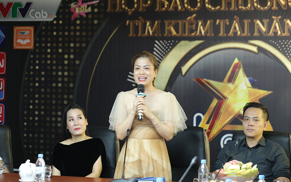 Lần đầu tiên thi DJ trên truyền hình