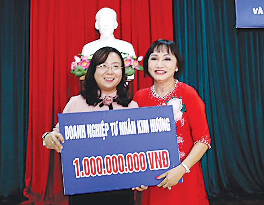 Nữ doanh nhân tích cực tham gia công tác xã hội - từ thiện