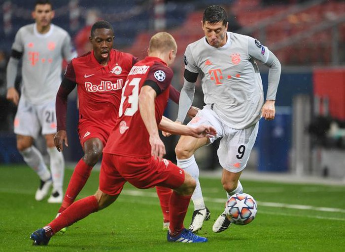 Man City, Bayer Munich khoe sức mạnh với mưa bàn thắng ở Champions League