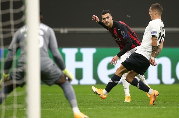 Địa chấn tại San Siro, AC Milan ngắt mạch 24 trận bất bại