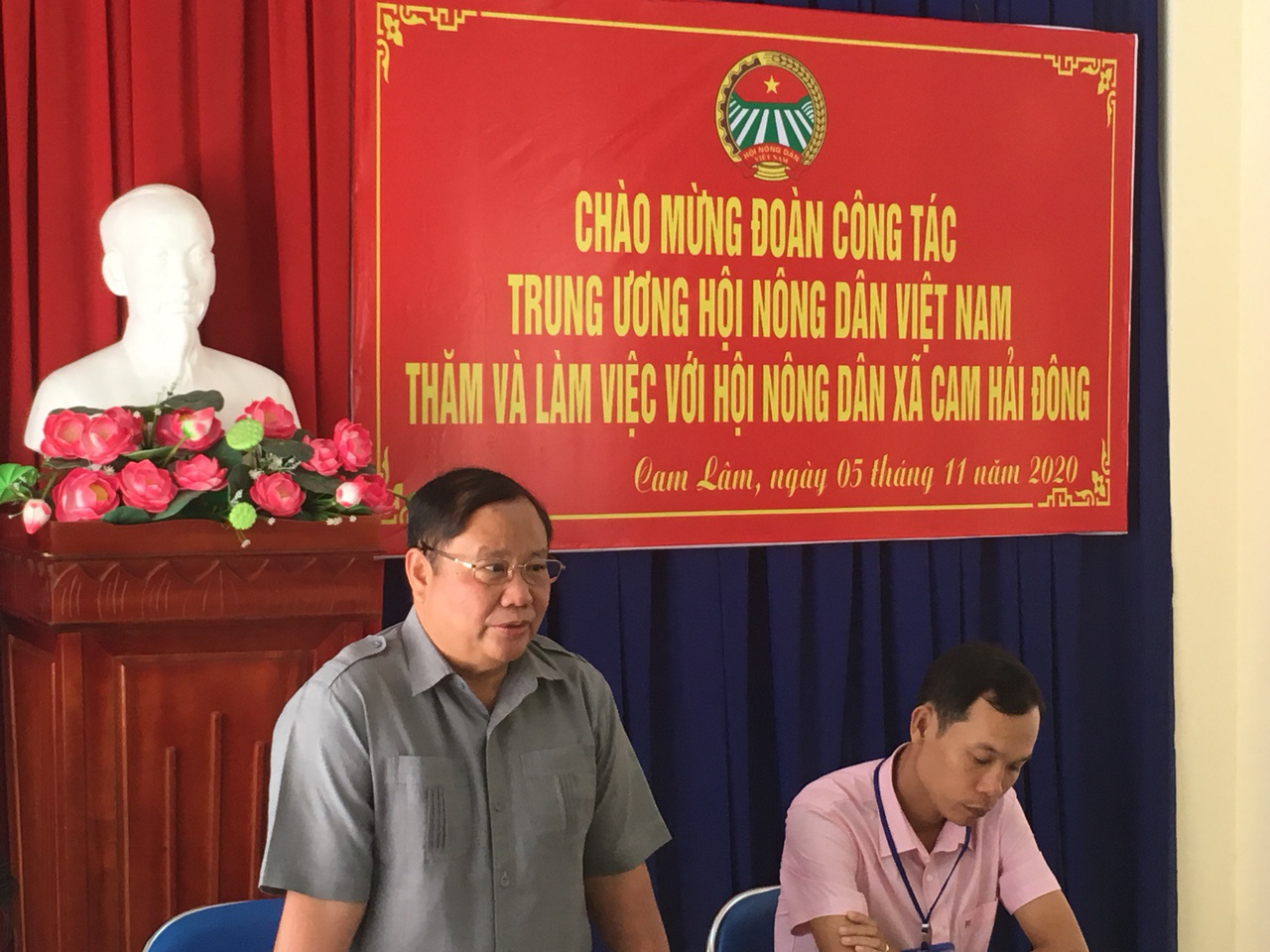 Nuôi vịt trên cát, trồng rau thủy canh nhổ lên ăn ngay được, nông dân tỉnh Khánh Hòa khá giả lên