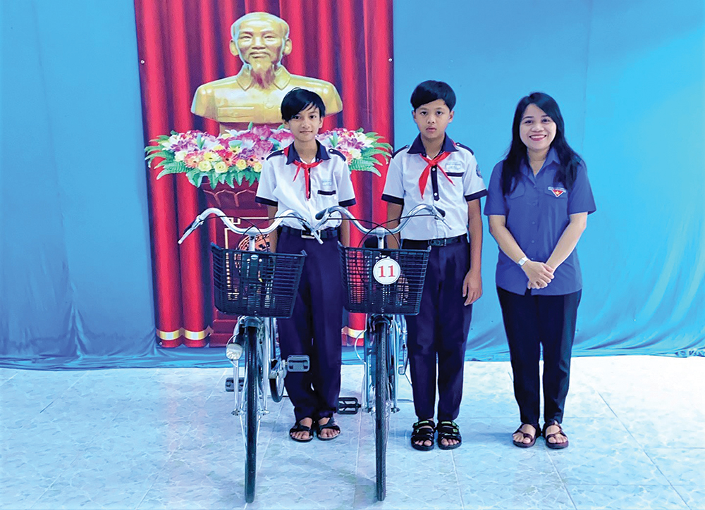 Nhiều hoạt động ý nghĩa vì cộng đồng của tuổi trẻ vùng biên