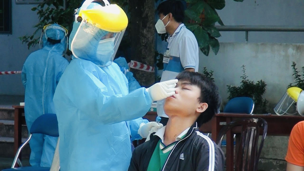 Việt Nam có thêm 10 ca mắc mới là người nhập cảnh