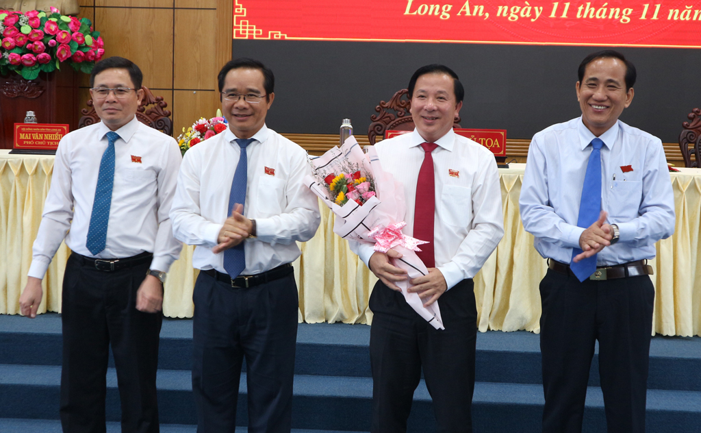 Long An có tân Chủ tịch HĐND, UBND tỉnh