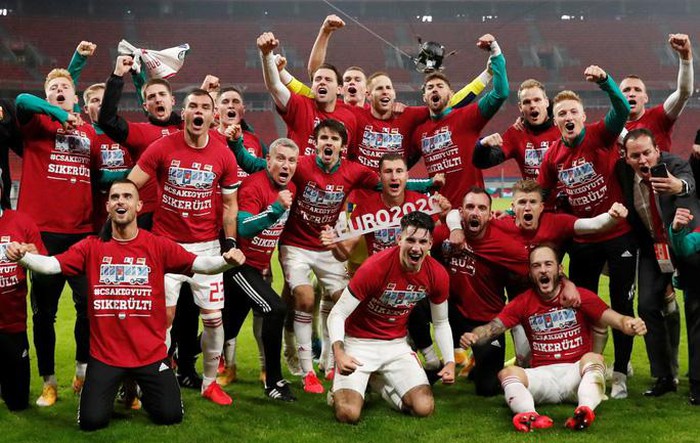 Hungary ngược dòng nghẹt thở loại Iceland, đoạt 'vé vàng' đến Euro 2021