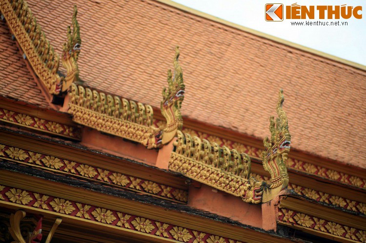 Giải mã hình tượng rắn thần Naga ở các ngôi chùa Khmer Nam Bộ