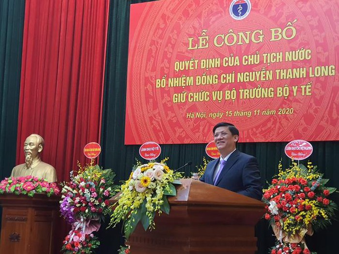 Thủ tướng trao quyết định bổ nhiệm ông Nguyễn Thanh Long làm Bộ trưởng Bộ Y tế