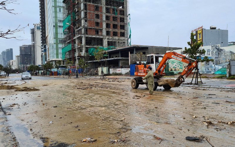 Đà Nẵng nhanh chóng dọn dẹp đường biển