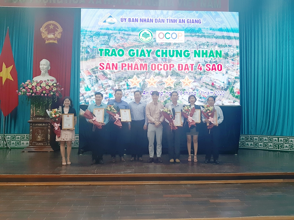 Hội nghị đánh giá Chương trình “Mỗi xã một sản phẩm” khu vực phía Nam