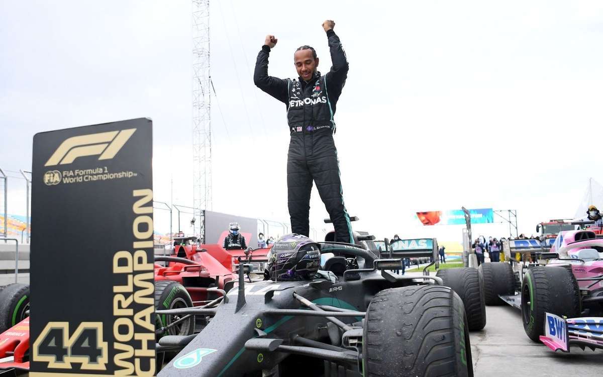 Lewis Hamilton: Sinh ra để chiến thắng
