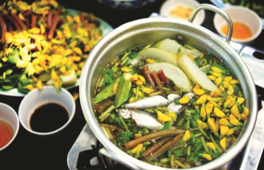 Hấp dẫn món lẩu mắm