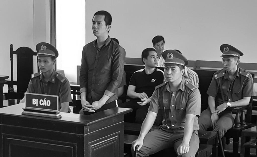 Chứng nào tật đó