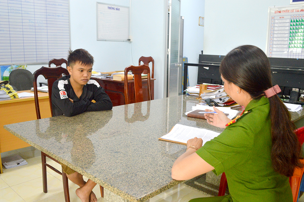 Đẩy mạnh trấn áp tội phạm tại địa phương