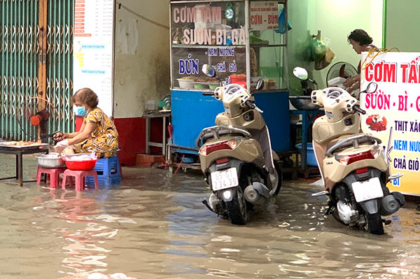 Cần giải pháp căn cơ hạn chế ngập lụt do triều cường