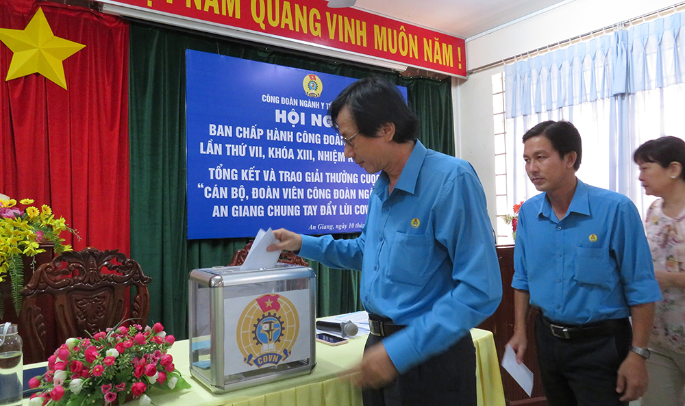 An Giang hướng về miền Trung ruột thịt