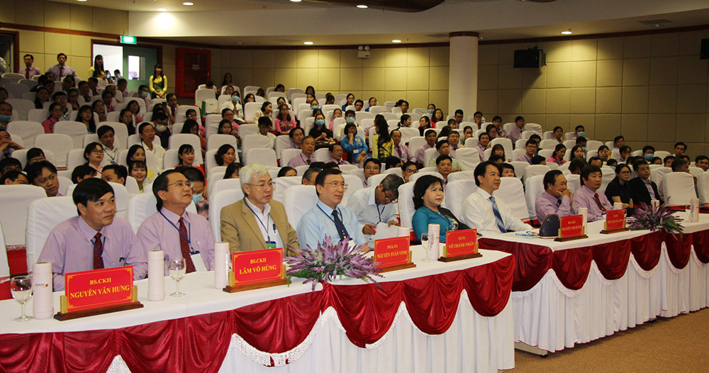 Hơn 400 y, bác sĩ, dược sĩ dự hội nghị khoa học tại Bệnh viện Đa khoa Trung tâm An Giang
