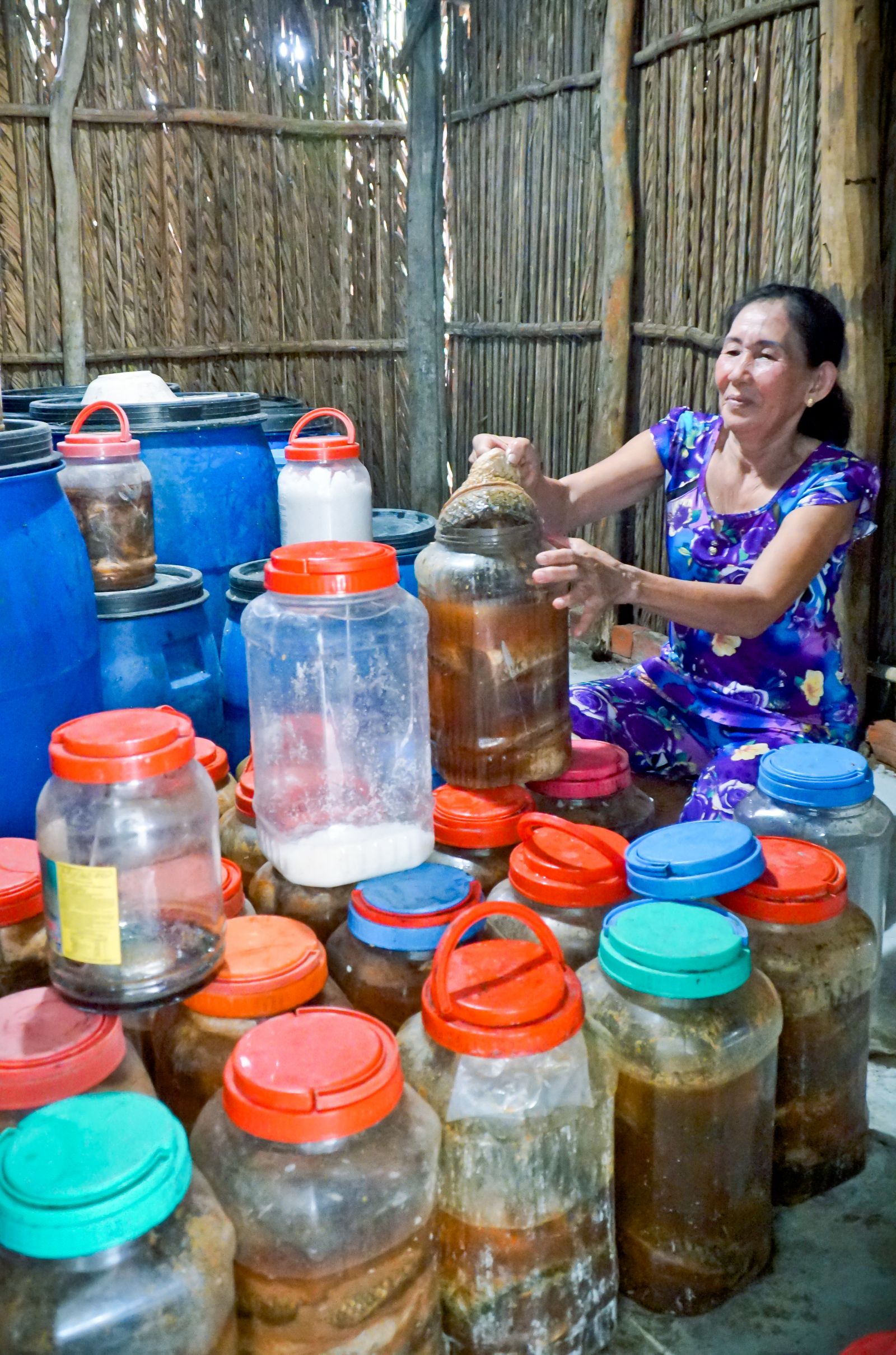Mắm và nước mắm trong sách xưa