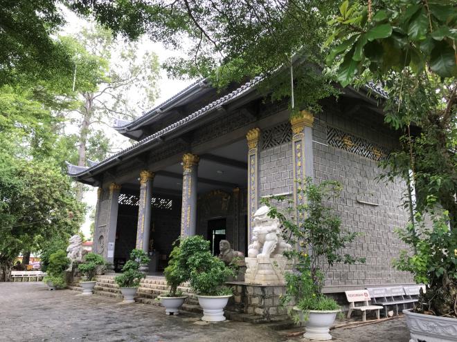 Ngắm ngôi chùa đá đặc biệt ở miền Tây