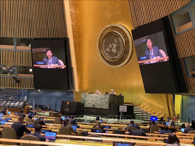 ĐHĐ LHQ Khóa 75 thông qua Nghị quyết về hợp tác ASEAN - LHQ do Việt Nam thay mặt ASEAN chủ trì đề xuất