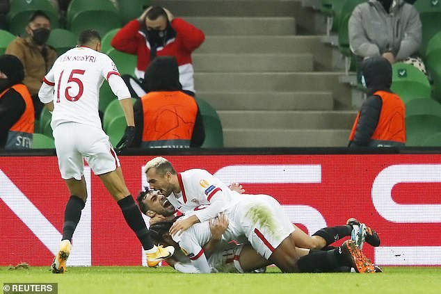 Kết quả Champions League: Xác định 4 đội bóng vào vòng 1/8