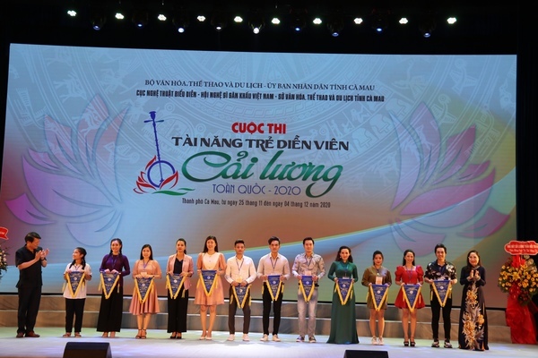 Tiếp tục tìm kiếm hương sắc Cải lương