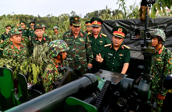 Quân khu 9 diễn tập bắn đạn thật năm 2020