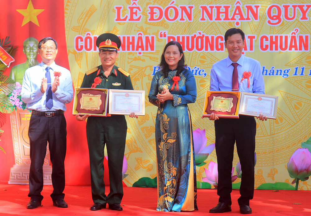 Bình Đức được công nhận “Phường đạt chuẩn văn minh đô thị”