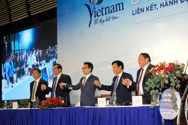 Phó Thủ Tướng Vũ Đức Đam: Cần số hóa nguồn tài nguyên để phát triển du lịch