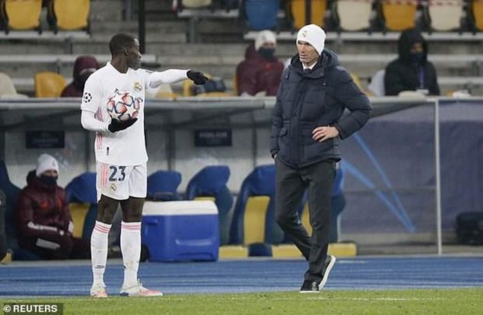 Champions League: Liverpool và Porto vào vòng 1/8, Real phải 'sinh tử'