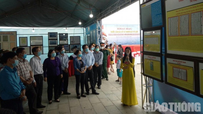 Trưng bày nhiều tư liệu, bản đồ quý giá về Hoàng Sa, Trường Sa tại Bạc Liêu