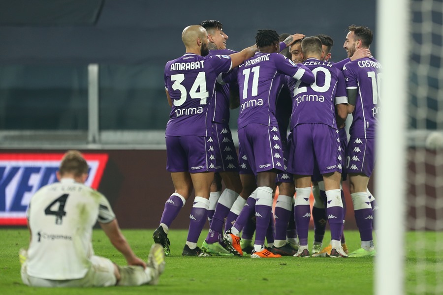 Ronaldo "tịt ngòi", Juventus thua thảm Fiorentina