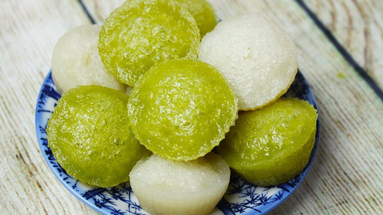 Ngọt ngào hương vị các món bánh màu xanh lá dứa của miền Tây