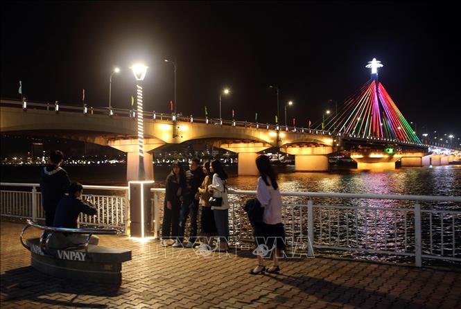 Đà Nẵng khởi động lại các hoạt động du lịch về đêm trên sông Hàn ...
