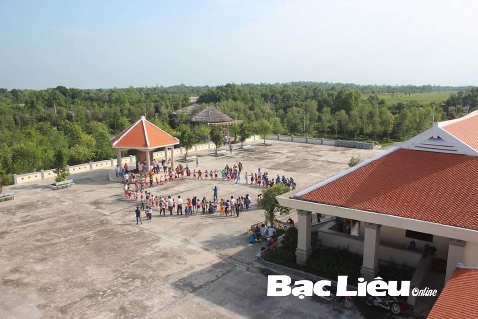 “Phượt” khu căn cứ cách mạng: Tại sao không?!