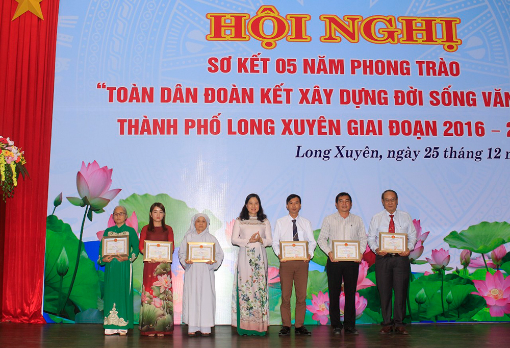 Hiệu quả từ phong trào “Toàn dân đoàn kết xây dựng đời sống văn hóa” ở TP. Long Xuyên
