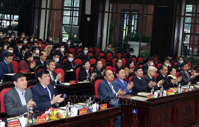 Thủ tướng Nguyễn Xuân Phúc dự Hội nghị Y tế toàn quốc