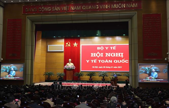 Thủ tướng Nguyễn Xuân Phúc dự Hội nghị Y tế toàn quốc