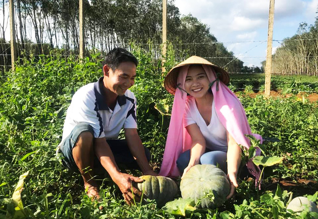 Cô gái trẻ nhạy bén tìm "chỗ thoáng" trong hành trình đưa nông sản Đăk Lăk ra biển lớn