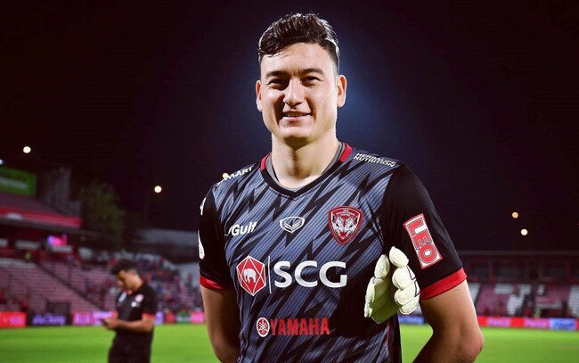 Đặng Văn Lâm bỏ Thai-League, sang Nhật đầu quân cho Cerezo Osaka