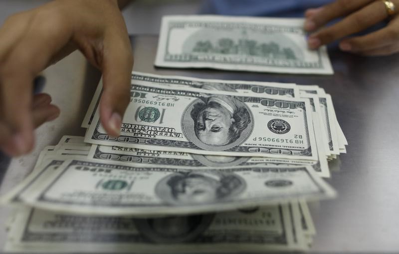 Tỷ giá ngoại tệ ngày 9-1: USD tiếp tục đà tăng giá