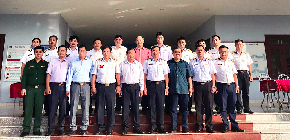 An Giang: Thăm, chúc Tết cán bộ, chiến sĩ Bộ Tư lệnh Vùng 5 Hải quân
