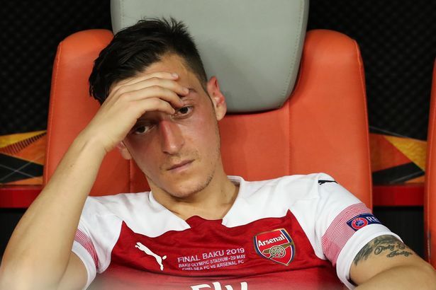 Declan Rice phũ MU, Ozil cho Arsenal ‘trả góp’