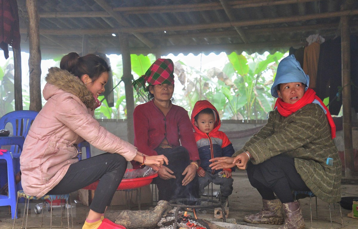 Hàng nghìn học sinh ở miền núi phía Bắc phải nghỉ học để tránh rét