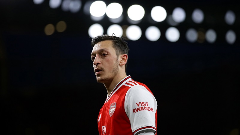 Mesut Oezil và cái kết buồn cho một nghệ sĩ tài ba