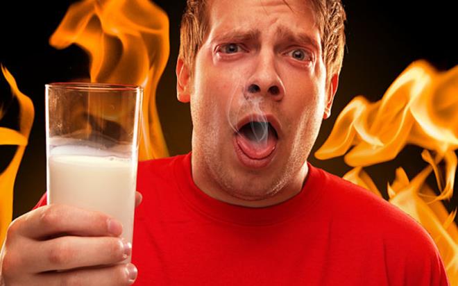 Mẹo xử lý khi bị ớt dính lên da, mắt