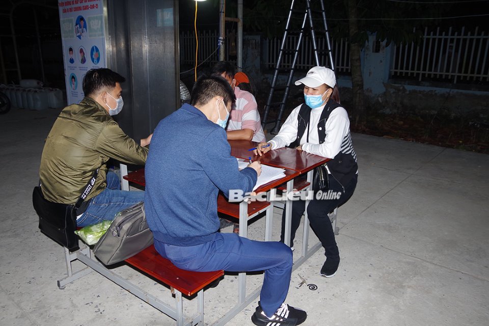 Bạc Liêu: Đối tượng trốn truy nã 9 năm ở nước ngoài đầu thú tại khu cách ly tập trung