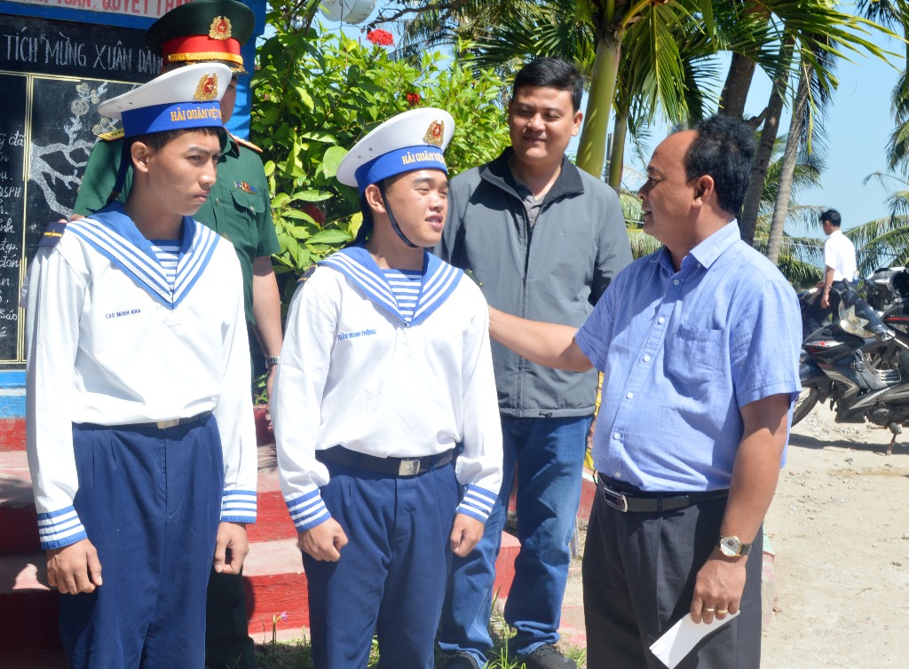 Mang xuân ra biển, đảo Tây Nam
