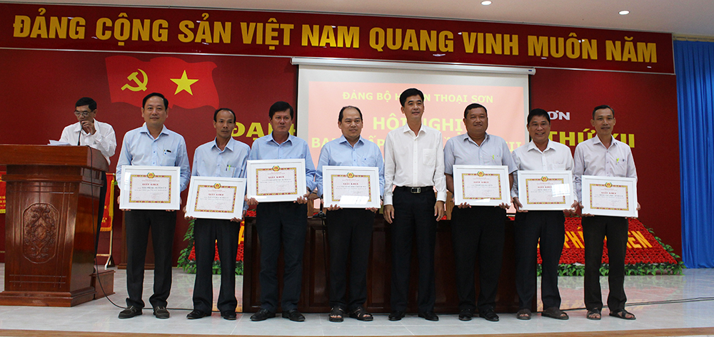 Hội nghị Ban Chấp hành Đảng bộ huyện Thoại Sơn lần thứ 3